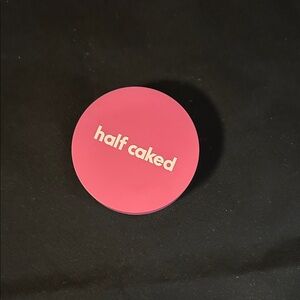 Half - Caked Translucent Setting Powder in Pink